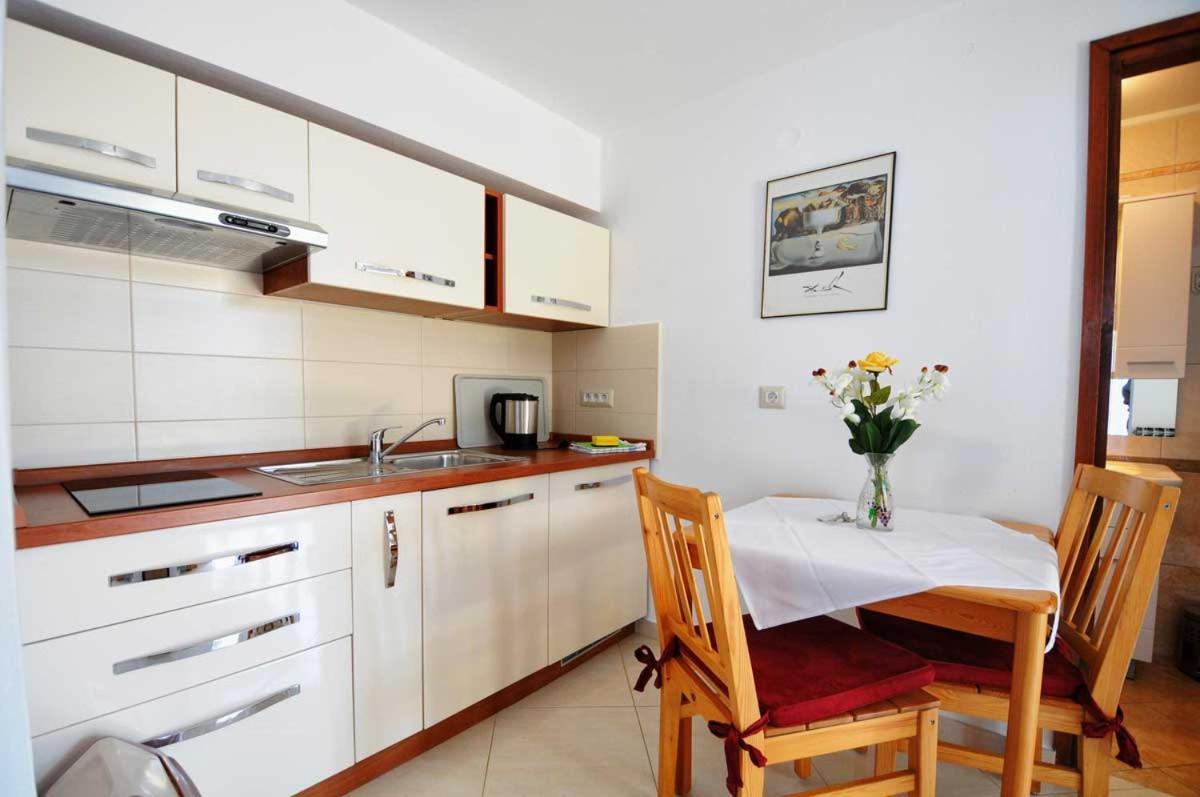 Apartments Mina Poreč Eksteriør bilde