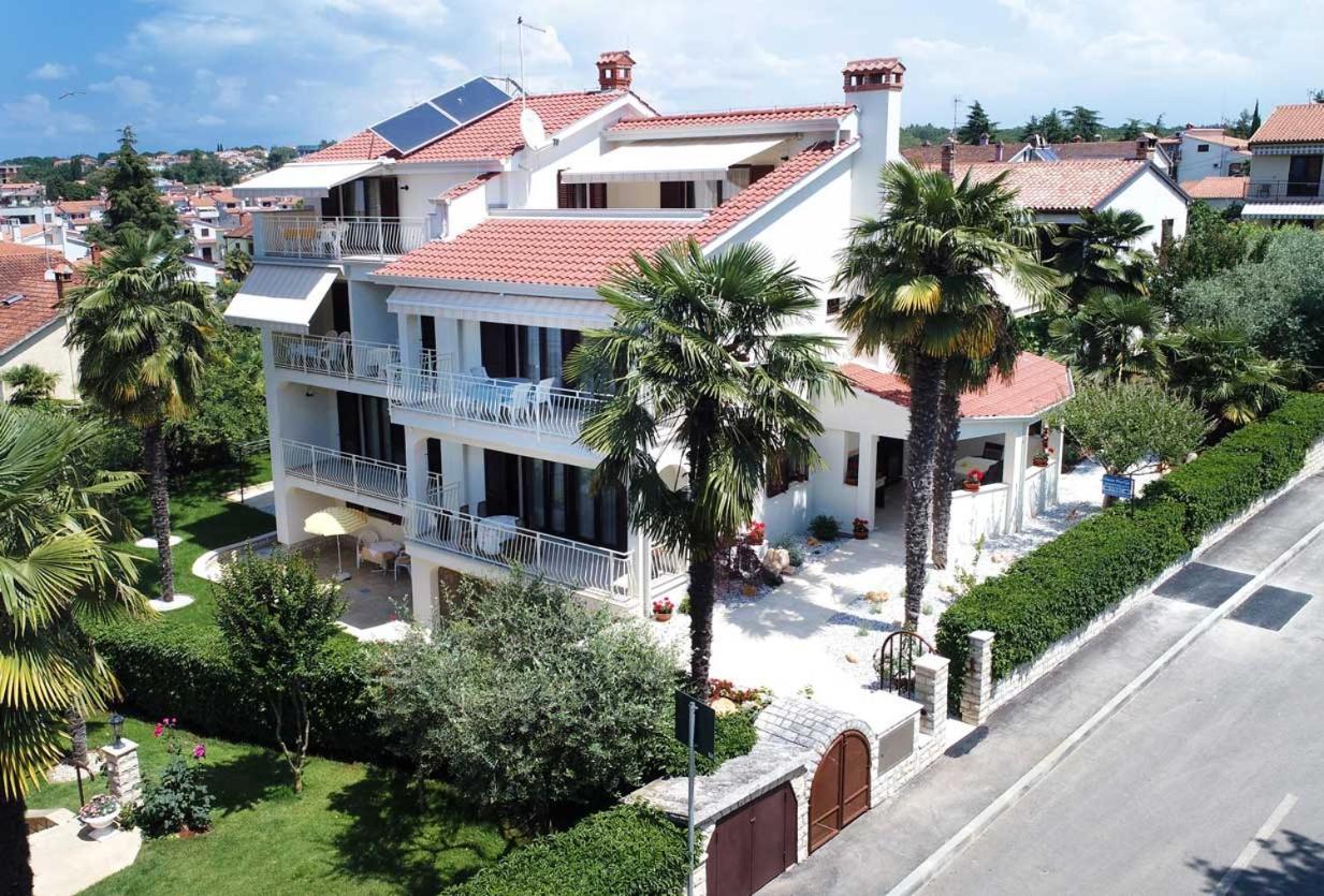 Apartments Mina Poreč Eksteriør bilde